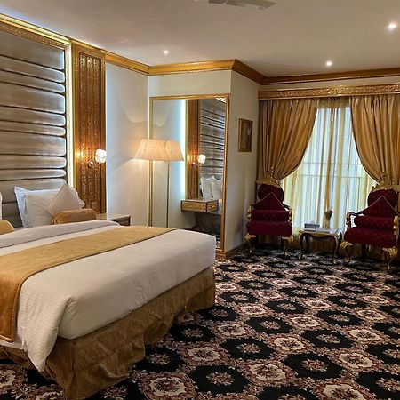 Indus Hotel Hiderábád Kültér fotó