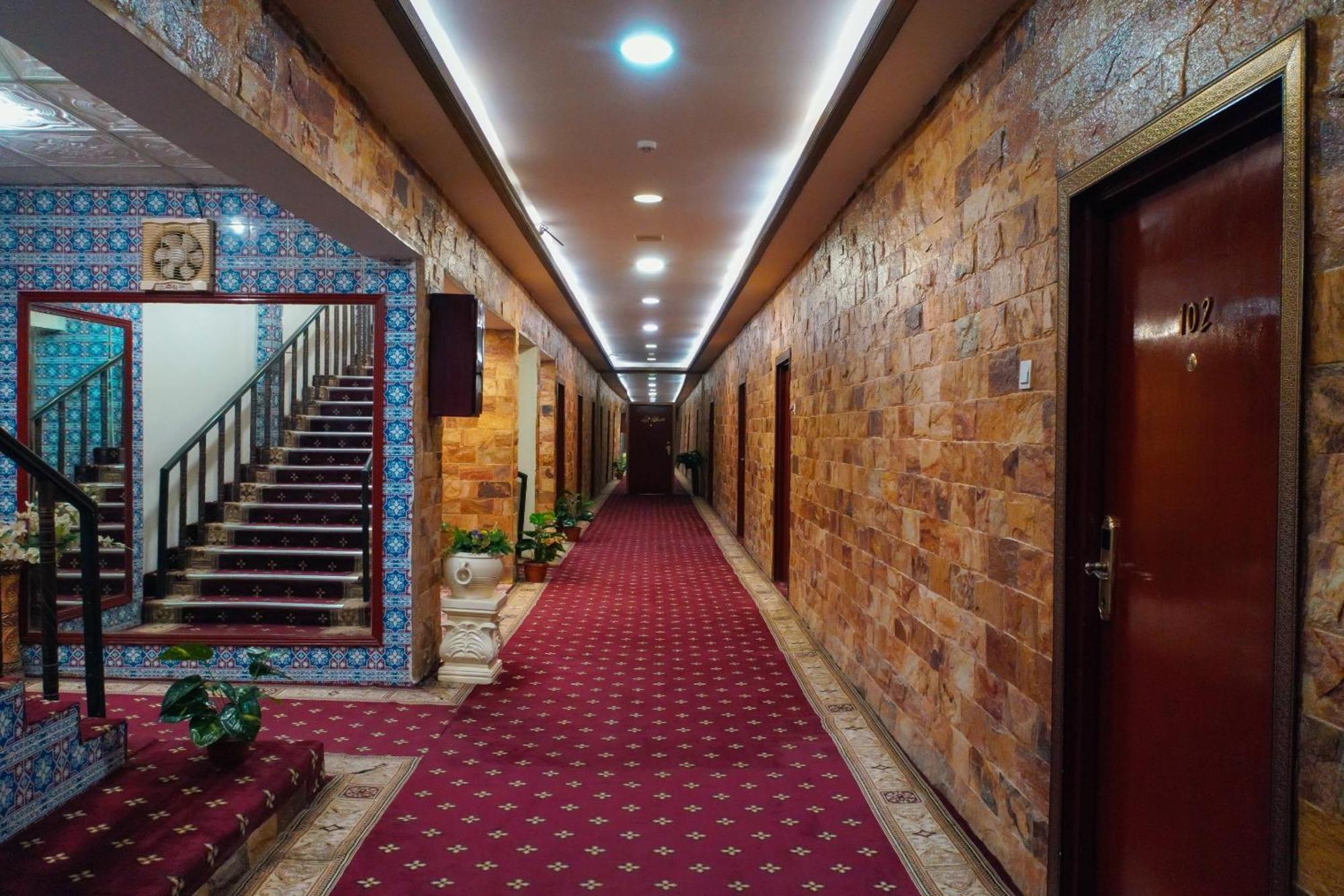 Indus Hotel Hiderábád Kültér fotó