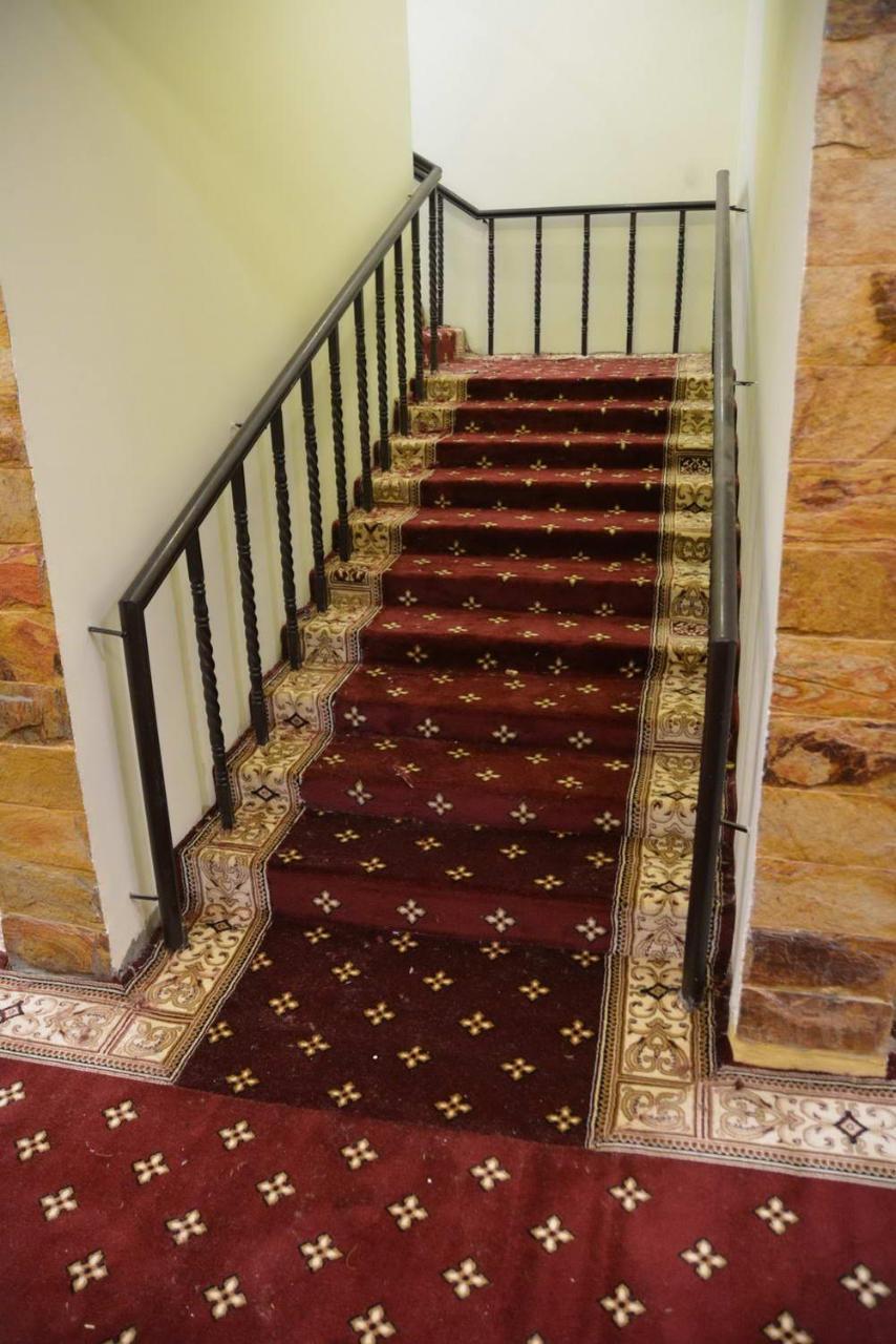 Indus Hotel Hiderábád Kültér fotó